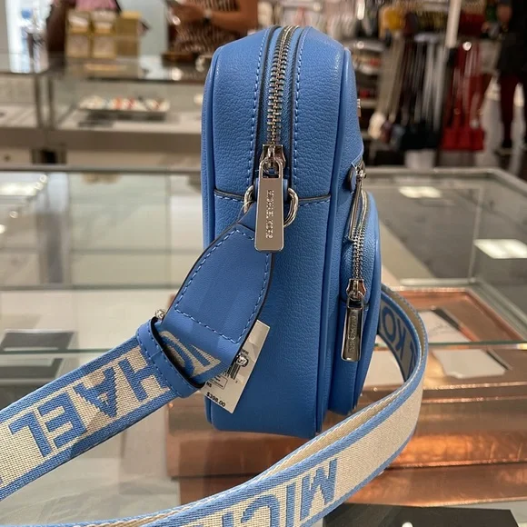 MICHAEL KORS Jet Set Medium Leather Crossbody Bag Flight
Sth Pacific
NWT - Picture 4 of 16